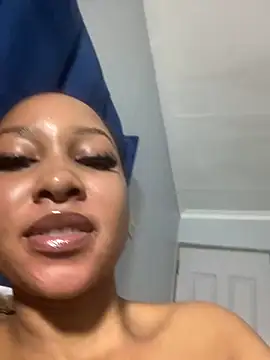 Creamy_bitchxxx webcam