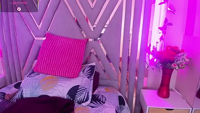 adri_rivera webcam