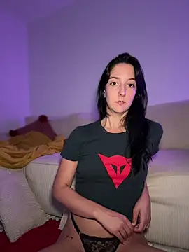 RealJuliette live show