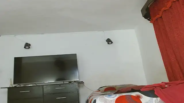 alanni_parker - Alanni_parker's free webcam - UK Sex Cams
