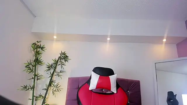 Hinaa_XXX webcam