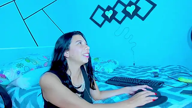 TOM_NATASHA webcam