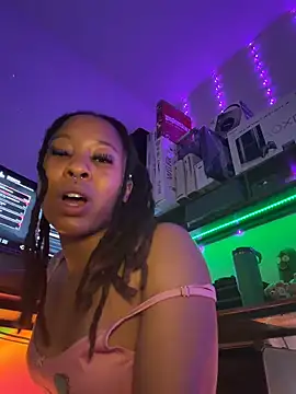 thebrattygoddess webcam