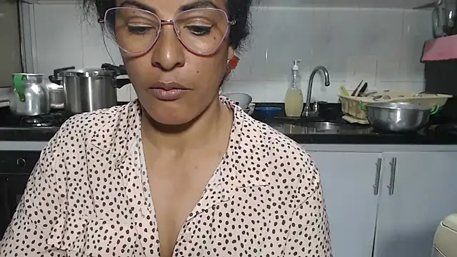 kateleyagrey webcam