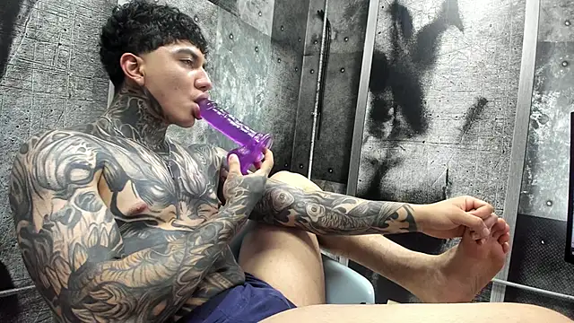 Gury_tattoo