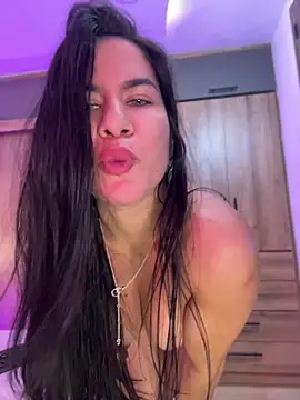 Zafira_Alabi webcam