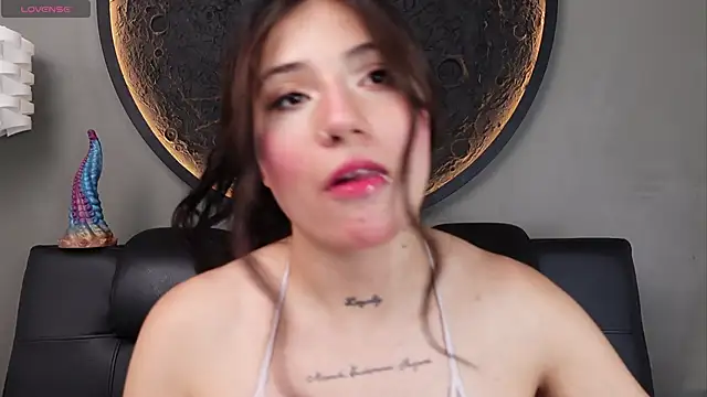 miss_sharlotte18 webcam