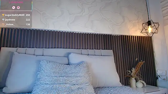 SHANONCLARK webcam