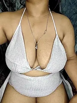 Curvy_Pooja webcam