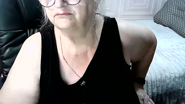 LolkaAlyss webcam