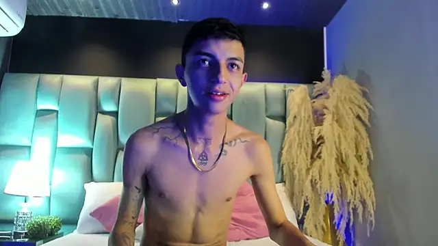 NickandAbby_ webcam