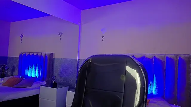 Derek_Sinn webcam