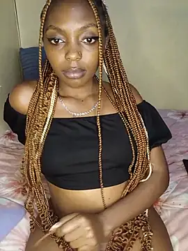 Petite_Ciri webcam