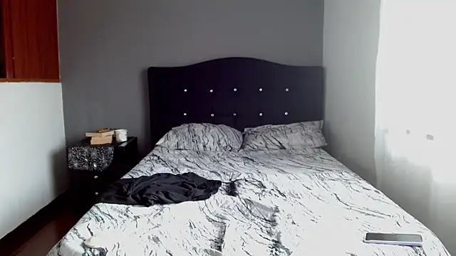 Emilia_1995 webcam