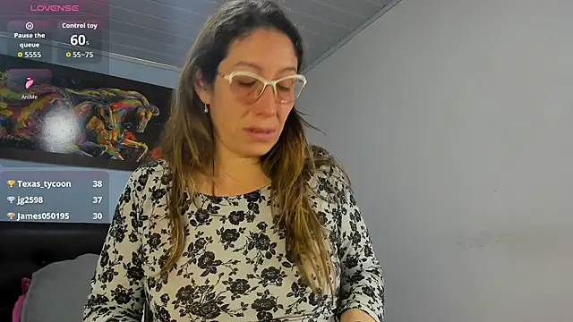 kaylaMinov_ webcam