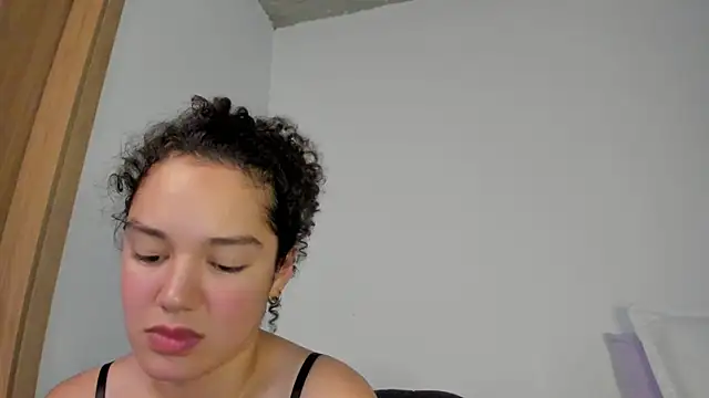 MiaRouseex webcam