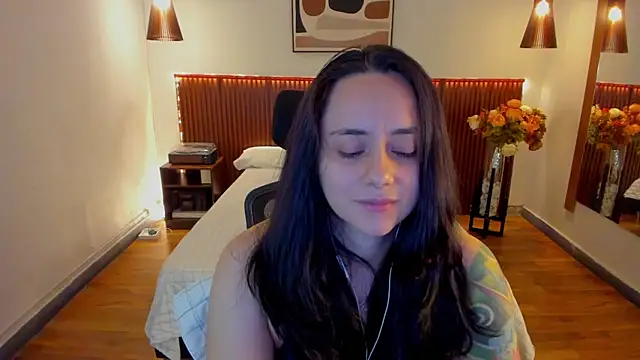 KatherineBond webcam
