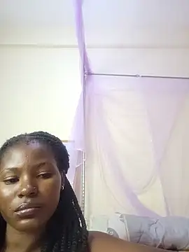 TrishaKalid webcam