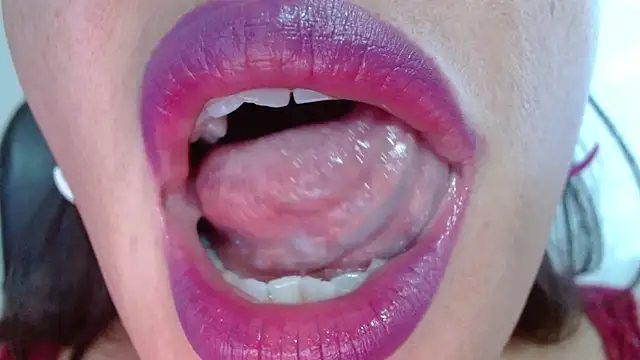 miss_evoleth2 webcam
