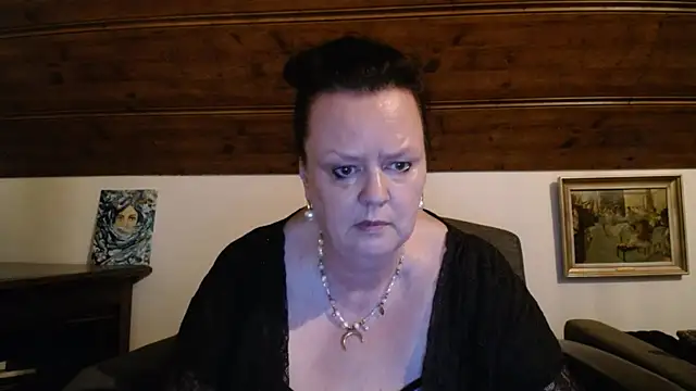 TiffanyMature webcam