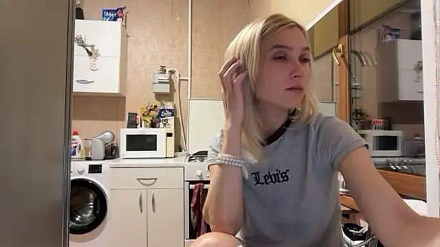 AngelJeni webcam