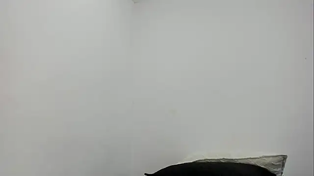 Mia_Diamante webcam