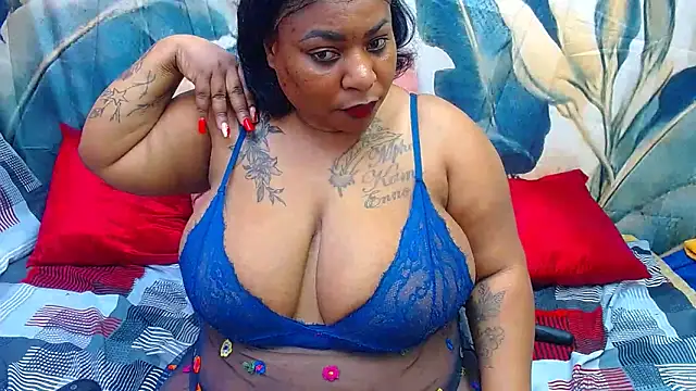 Ebonyhotass26 webcam