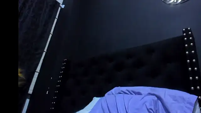 amareto_queen webcam
