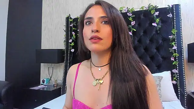 MeganNightt webcam