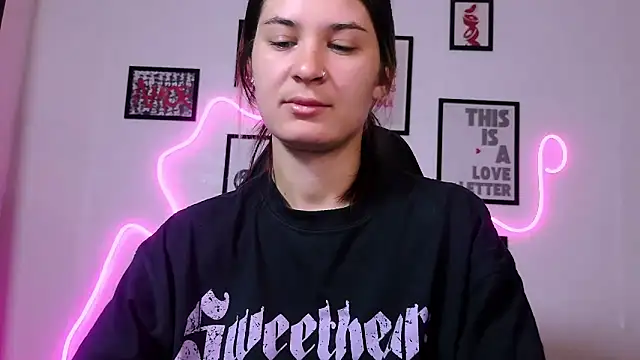 AlisaFrost webcam