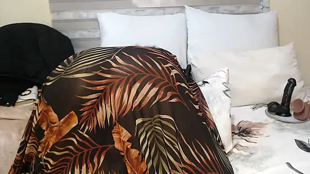 Foxybrownxx1 webcam