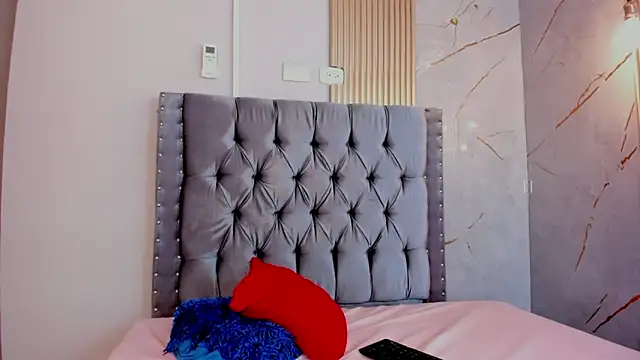 arianna_millers webcam
