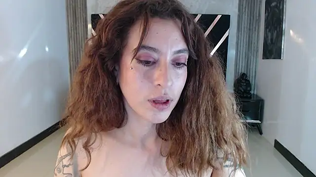 DamiaOshun_ch webcam