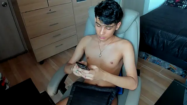 AliottTwink webcam