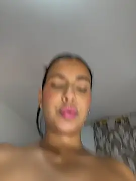 EmilySearss webcam