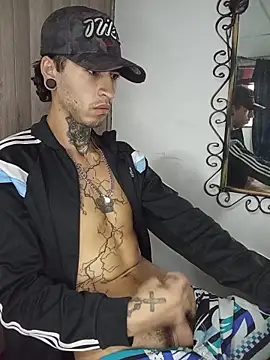 Tattoboy19cm webcam
