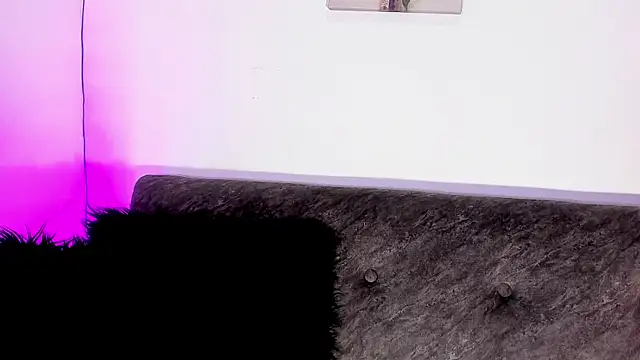 SagiraBelle webcam