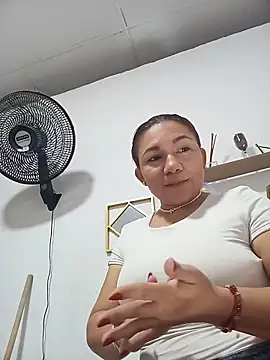 Luna_Morch webcam