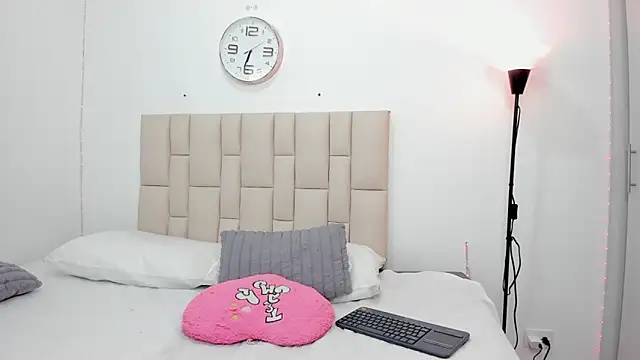 Sofia_Blosom webcam