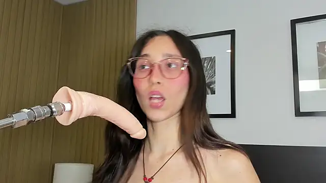 doll_bella_ webcam