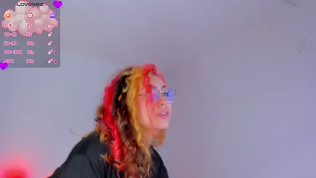 MarieTaylor_ webcam