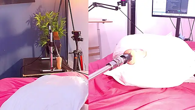 Kinky_Mindy_ webcam