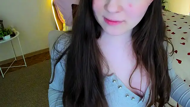 AlluringLookk webcam