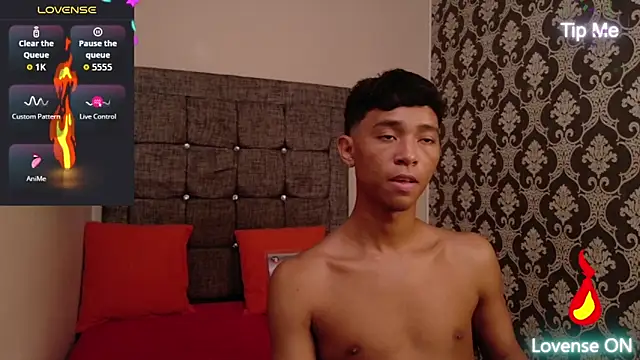 Little_Twink19x webcam