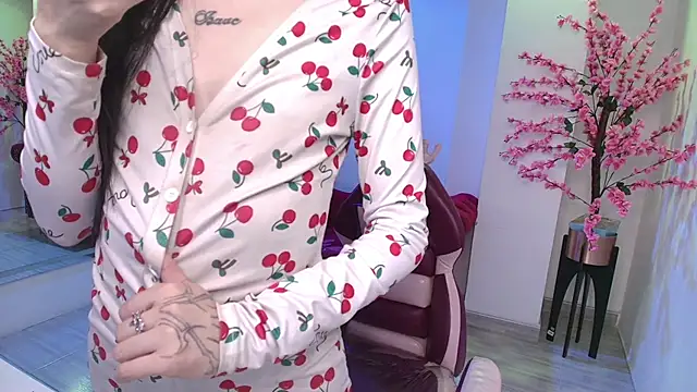 Emily_andrews webcam