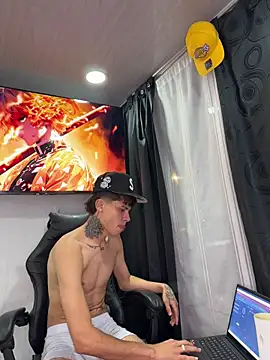 Jackdaniel001_ webcam
