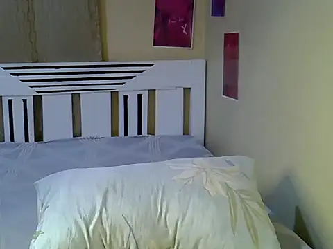 Lucydiva33 webcam