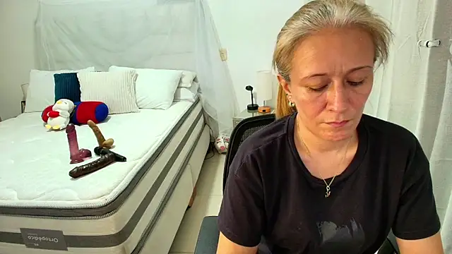 Naty_Stone webcam