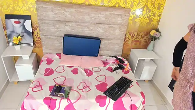 Lux_Royse webcam