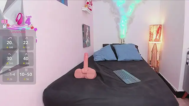 mia_gold_ webcam